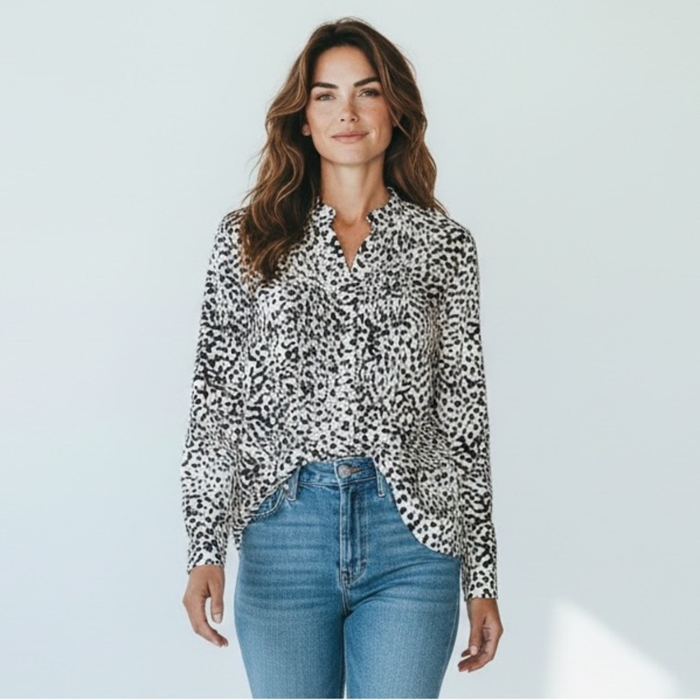 Merona Women’s Leopard Print Blouse Size L - Picture 4 of 8